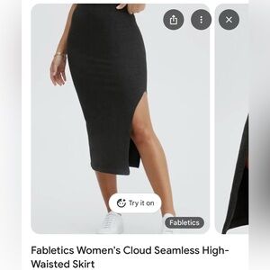 Fabletics Women's Black, Maroon cloud seamless High-Waisted Skirt